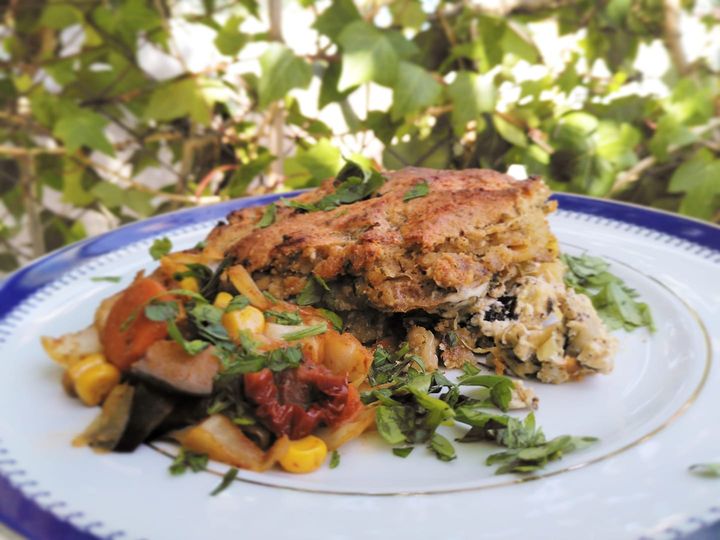 Tofulhau com natas e crosta de broa no forno 